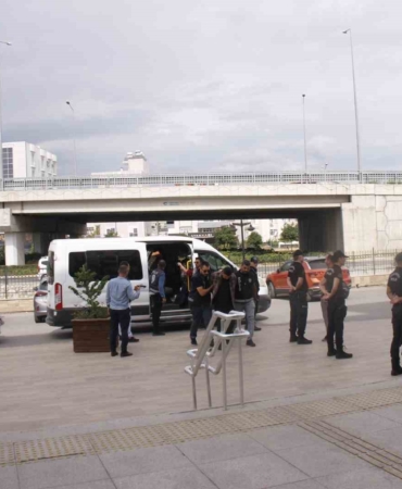 antalyada-iki-kisinin-oldugu-silahli-kavgaya-iliskin-6-tutuklama-SlqvCkty.jpg