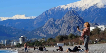 antalyada-karli-daglarin-golgesinde-deniz-keyfi-UBV1DrFI.jpg