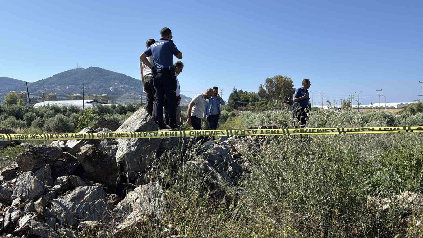Antalya’da kayalık alanda kaza yapan motosikletin sürücüsü hayatının kaybetti 6 antalyada kayalik alanda kaza yapan motosikletin surucusu hayatinin kaybetti 2 gzNAyIan