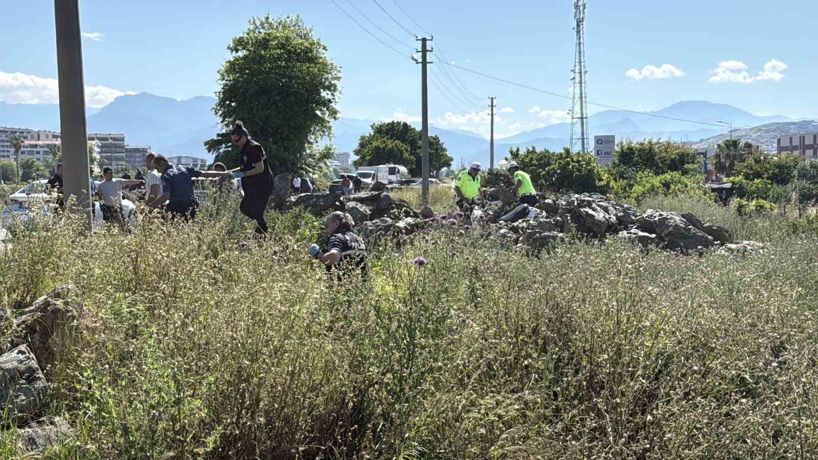 Antalya’da kayalık alanda kaza yapan motosikletin sürücüsü hayatının kaybetti 9 antalyada kayalik alanda kaza yapan motosikletin surucusu hayatinin kaybetti 5 qlS2uDMR