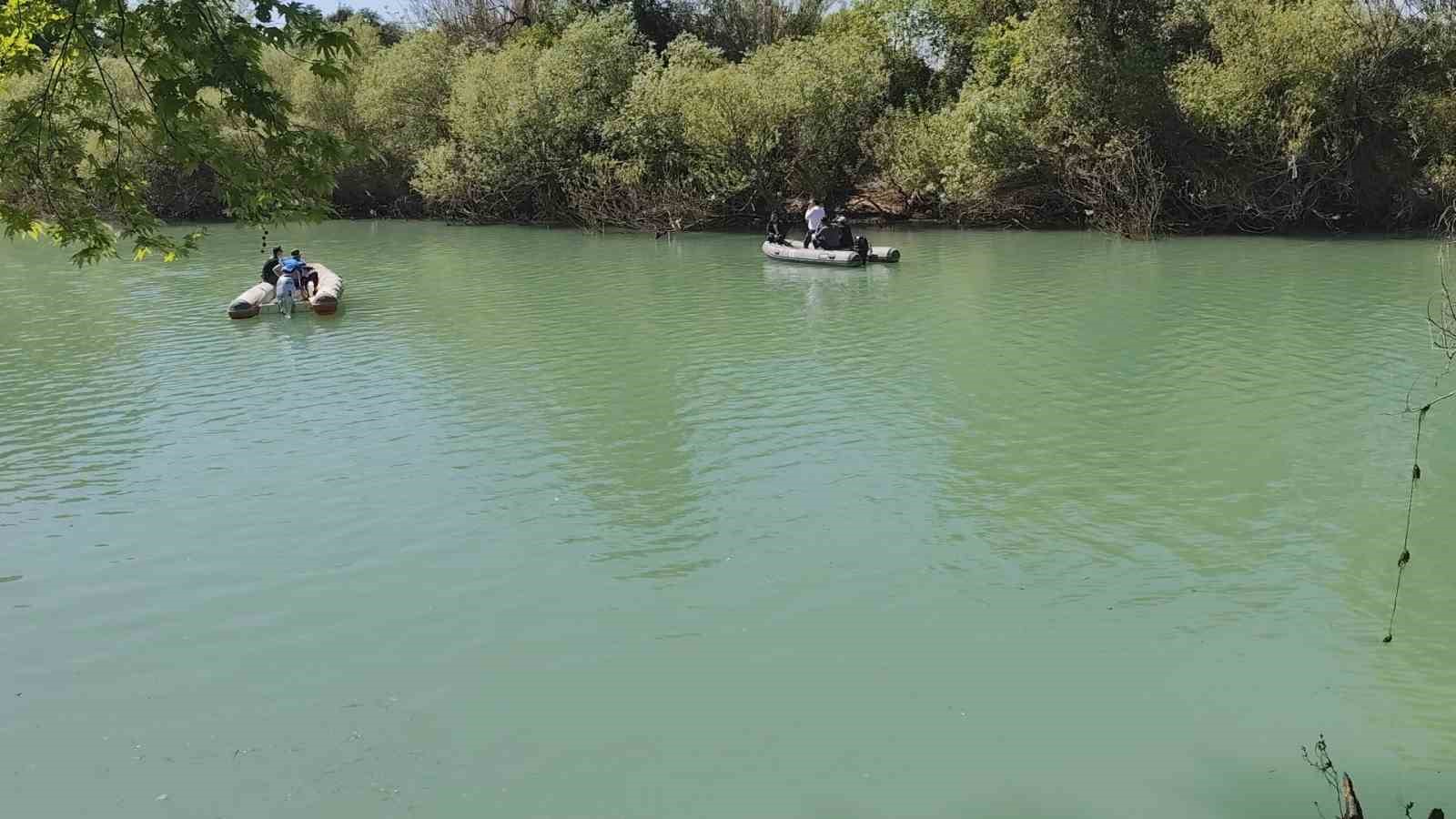 antalyada kayip zabitanin arandigi irmaktan ikinci gunde de sonuc alinamadi 1 UkdEUBbe
