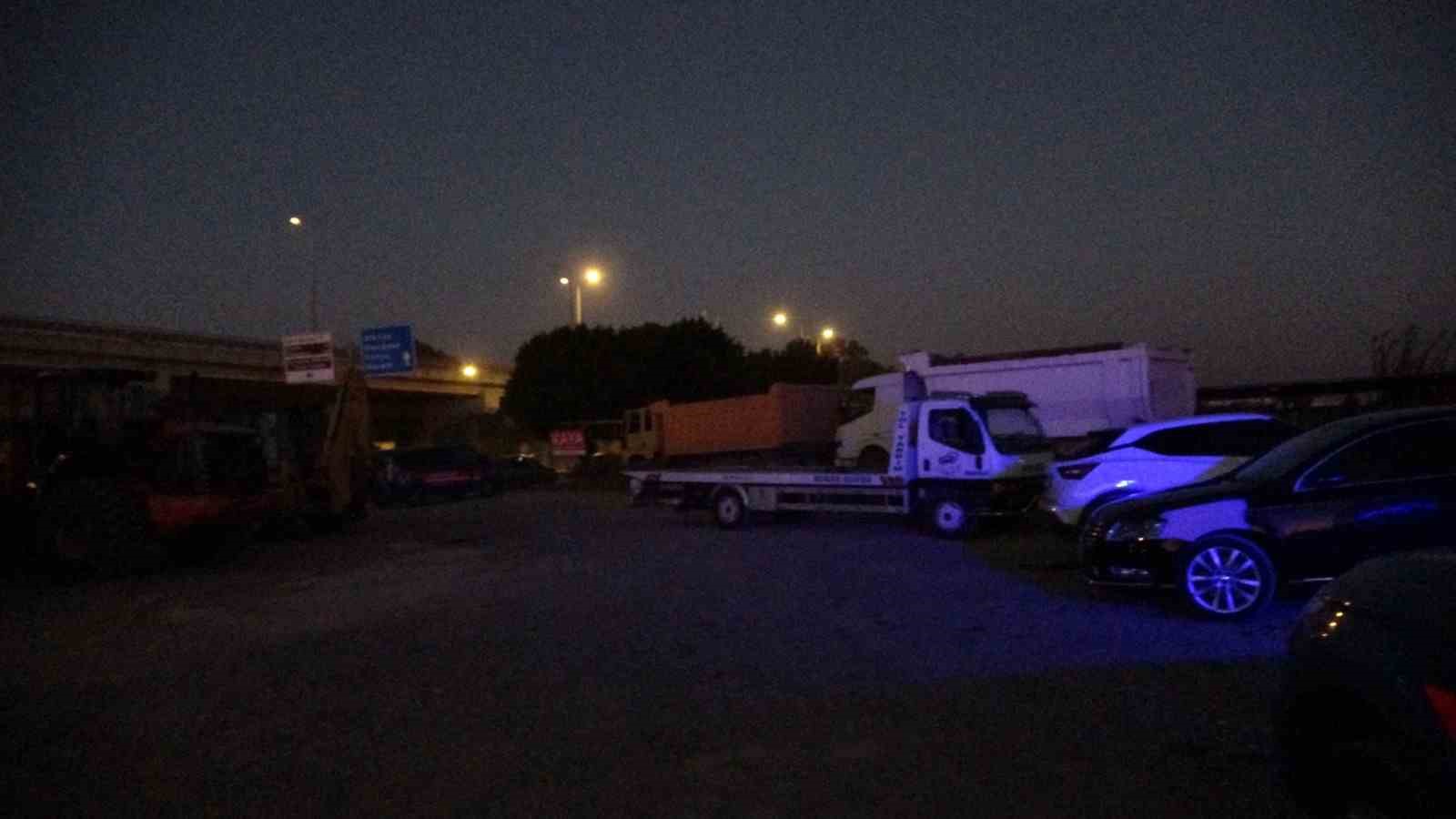 antalyada kum hirsizlarina gece baskini 1 tutuklama 8 araca el konuldu 1