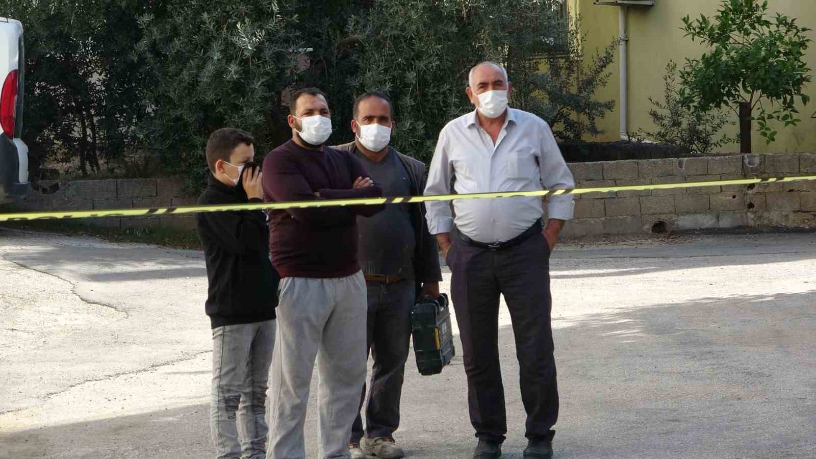antalyada mahalleyi koku sarinca oldugu ortaya cikti 2 lLBRzhwF