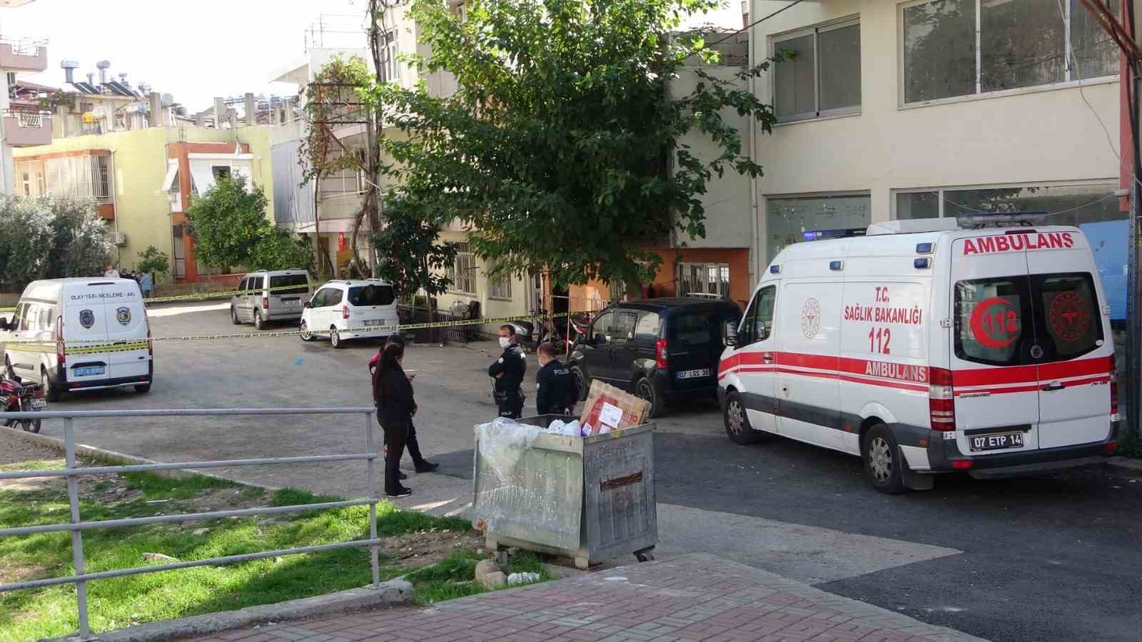 antalyada mahalleyi koku sarinca oldugu ortaya cikti 3 wakEclId