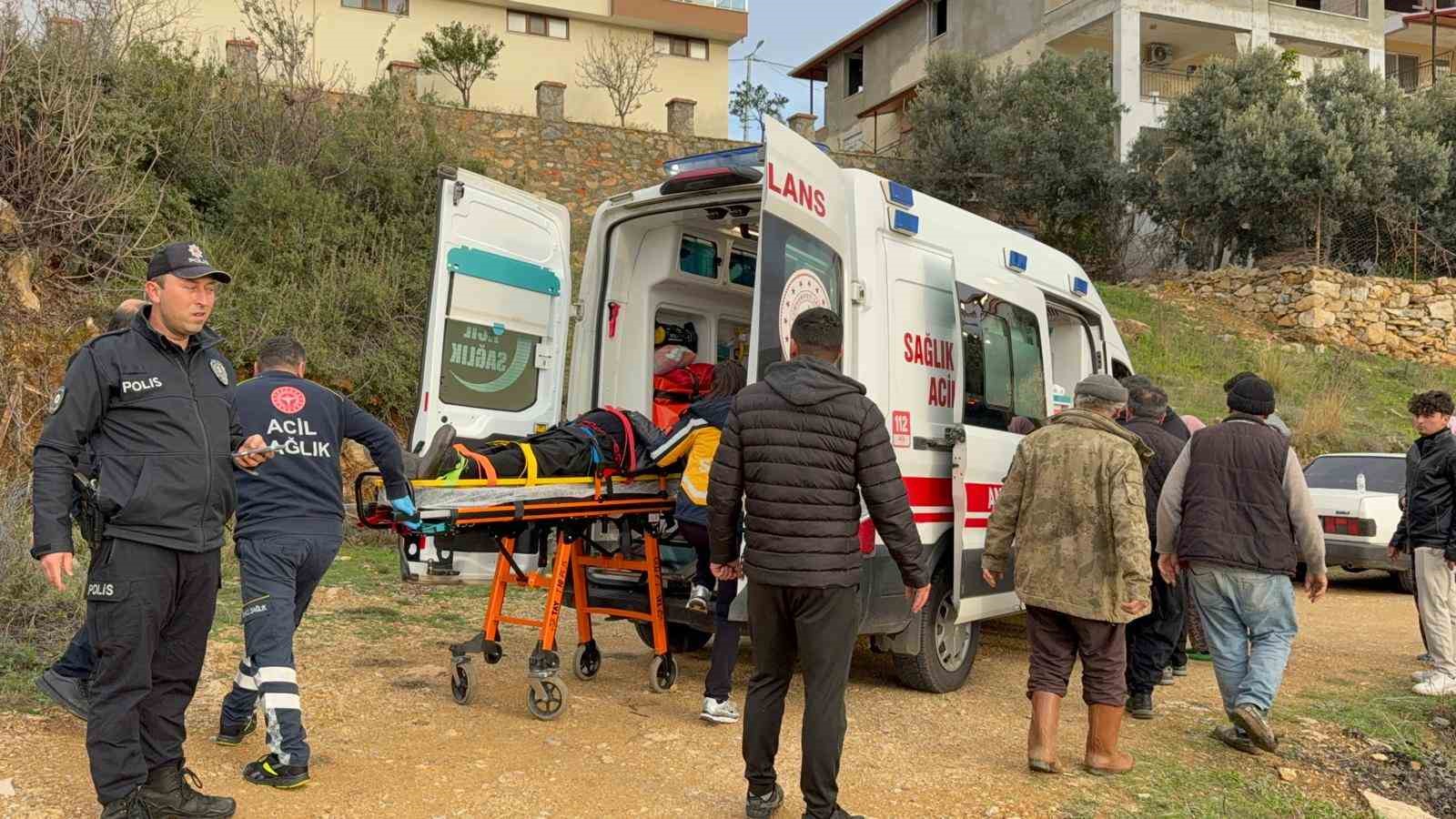 Antalya’da motosiklet uçuruma yuvarlandı: 2 yaralı 8 antalyada motosiklet ucuruma yuvarlandi 2 yarali 4 2Udvptye