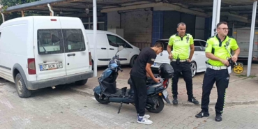 antalyada-motosikletler-carpisti-3-yarali-hn6nAaak.jpg