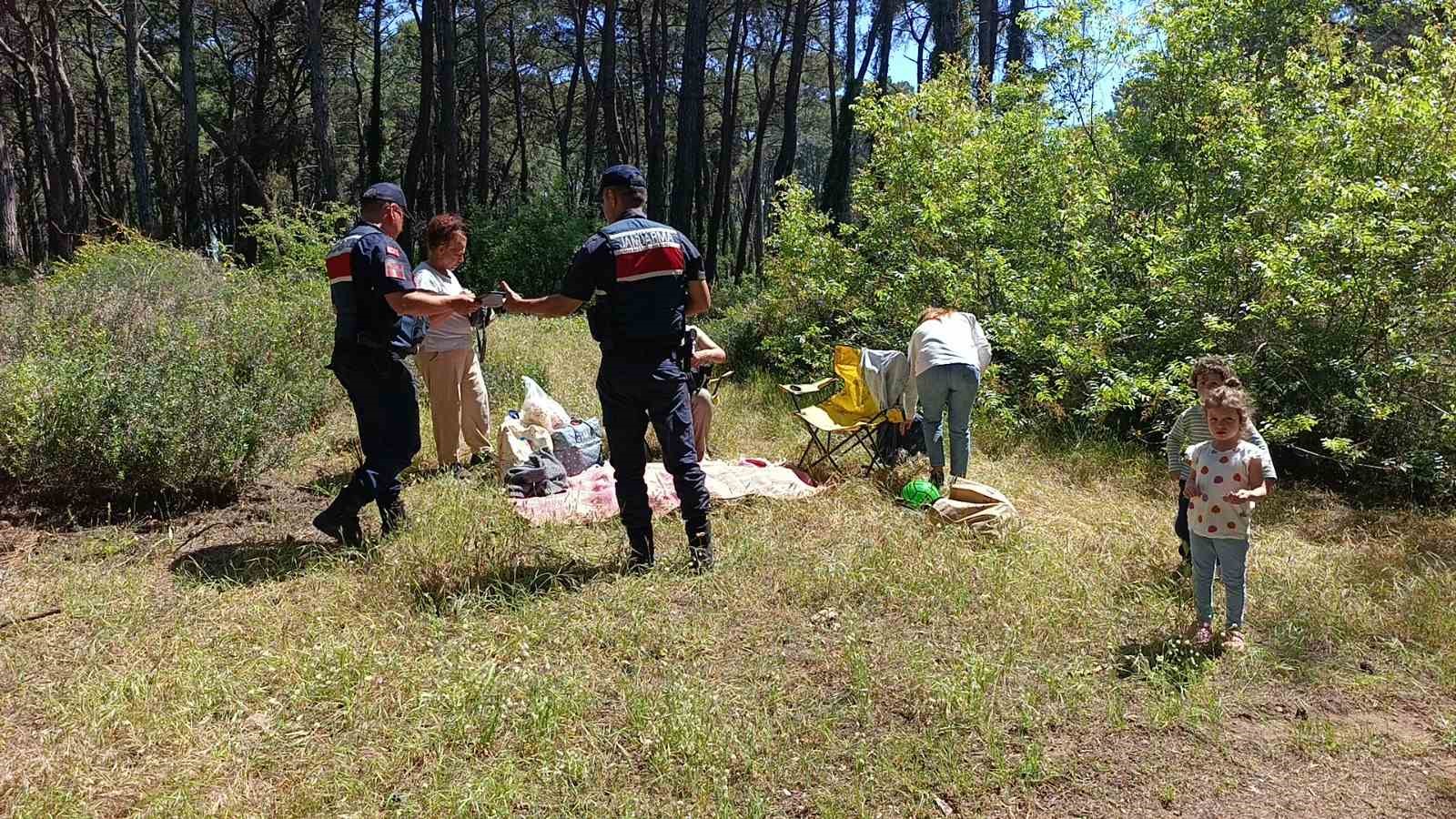antalyada ormanlara girisler yasaklandi jandarma vatandaslari tek tek uyardi 0 KrDEfLL4