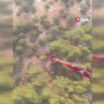 antalyada-ormanlik-alanda-yangini-sondurme-calismalari-suruyor-WFP4tRaG.jpg
