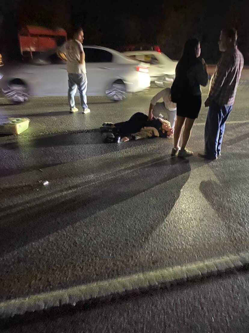 antalyada otomobil iki ogrenciye carpti 1 olu 1 yarali 10 QlvKmFCv