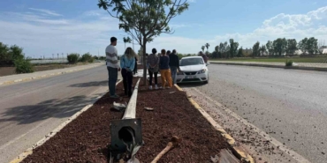 antalyada-otomobil-ile-kamyonet-carpisti-7-yarali-XSzwhEhX.jpg