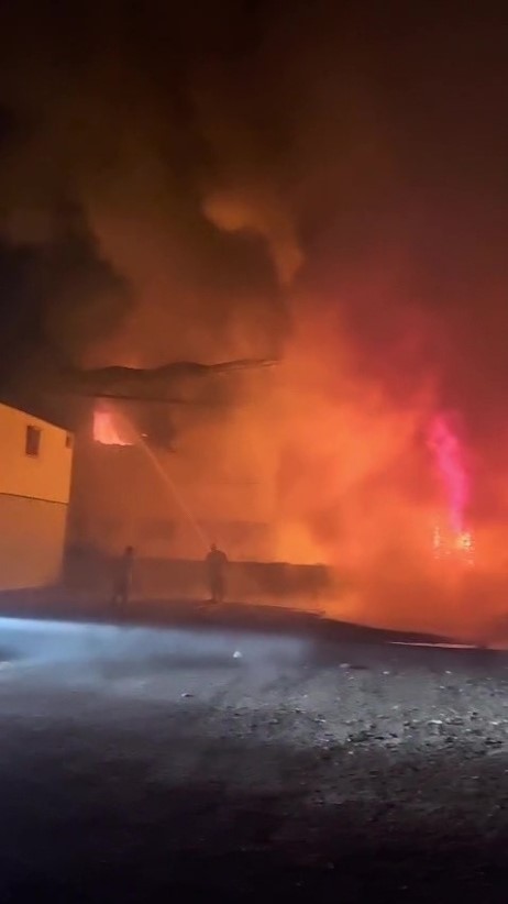 antalyada paketleme fabrikasi alev alev yandi 21 8NHVj2yp