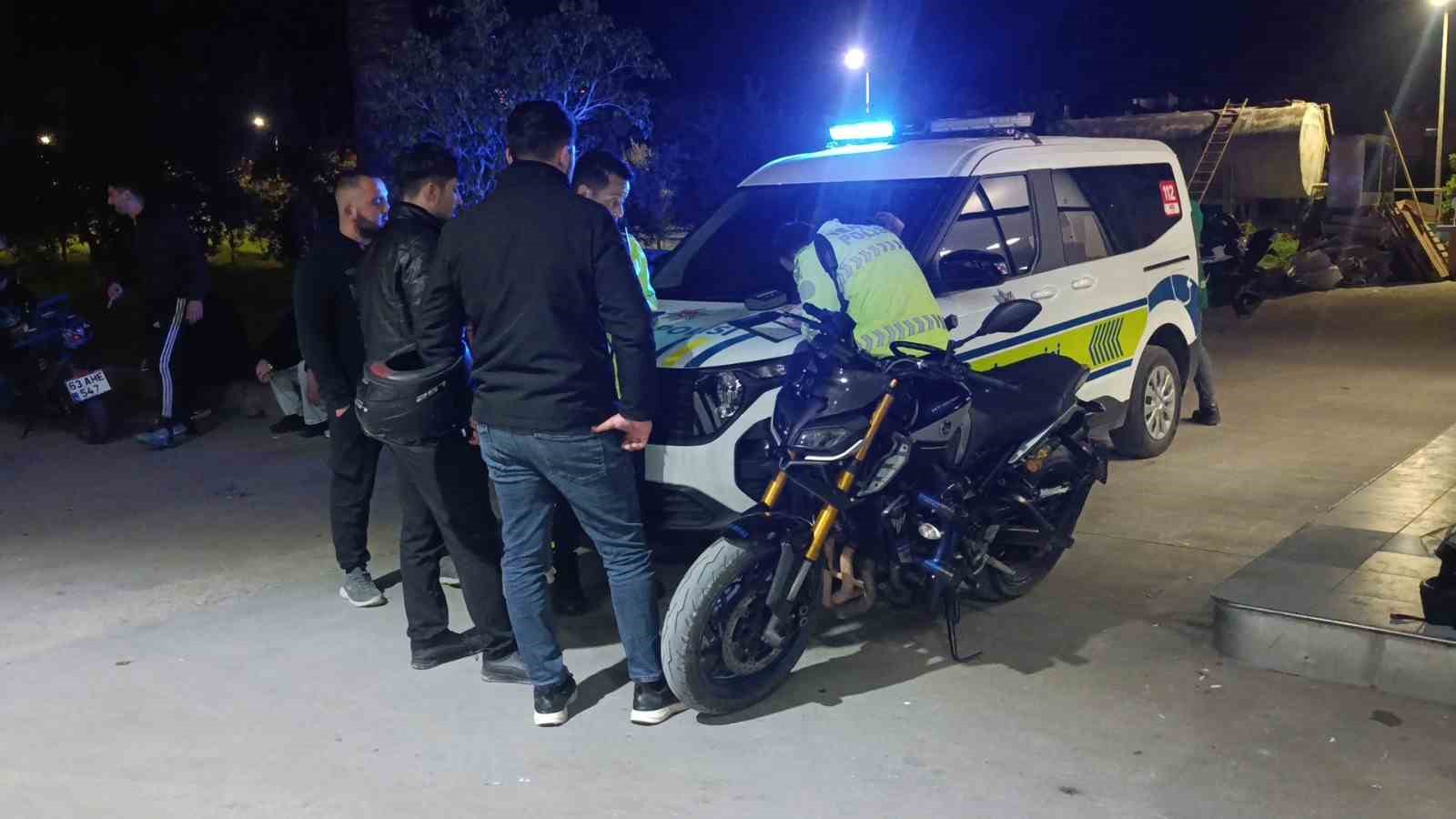 antalyada plakasiz ve abarti egzozlu motosiklete 62 bin tl ceza kesildi 2 6CswBetJ