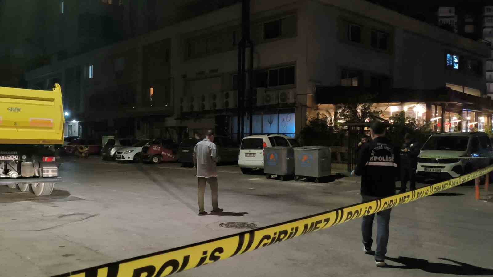 antalyada restoranda yemek yedikten sonra silahli saldiriya ugrayan 1 kisi yaralandi 5 bEJmKrly