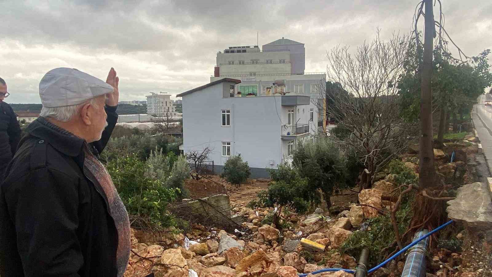 antalyada saganak yagmur aksuda su baskinlarina sebep oldu 7 3RUkI96n