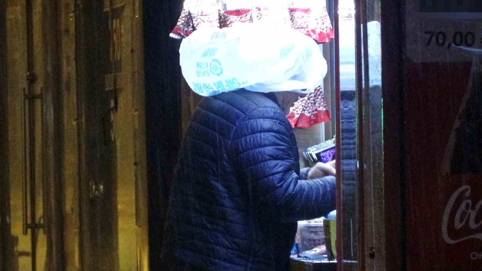 antalyada saganak yollari gole dondurdu cok sayida arac mahsur kaldi 11 jSJ1zJPD