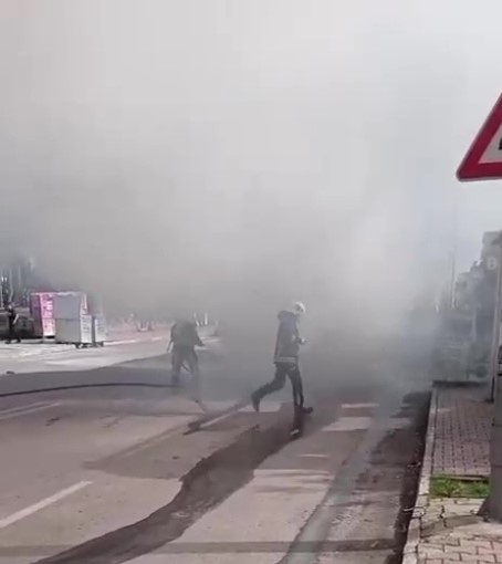 antalyada seyir halindeki halk otobusu alevlere teslim oldu 8 CCdR4JKz