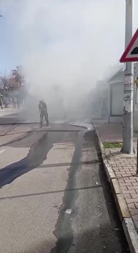 antalyada seyir halindeki halk otobusu alevlere teslim oldu 9 DO1sTT7r