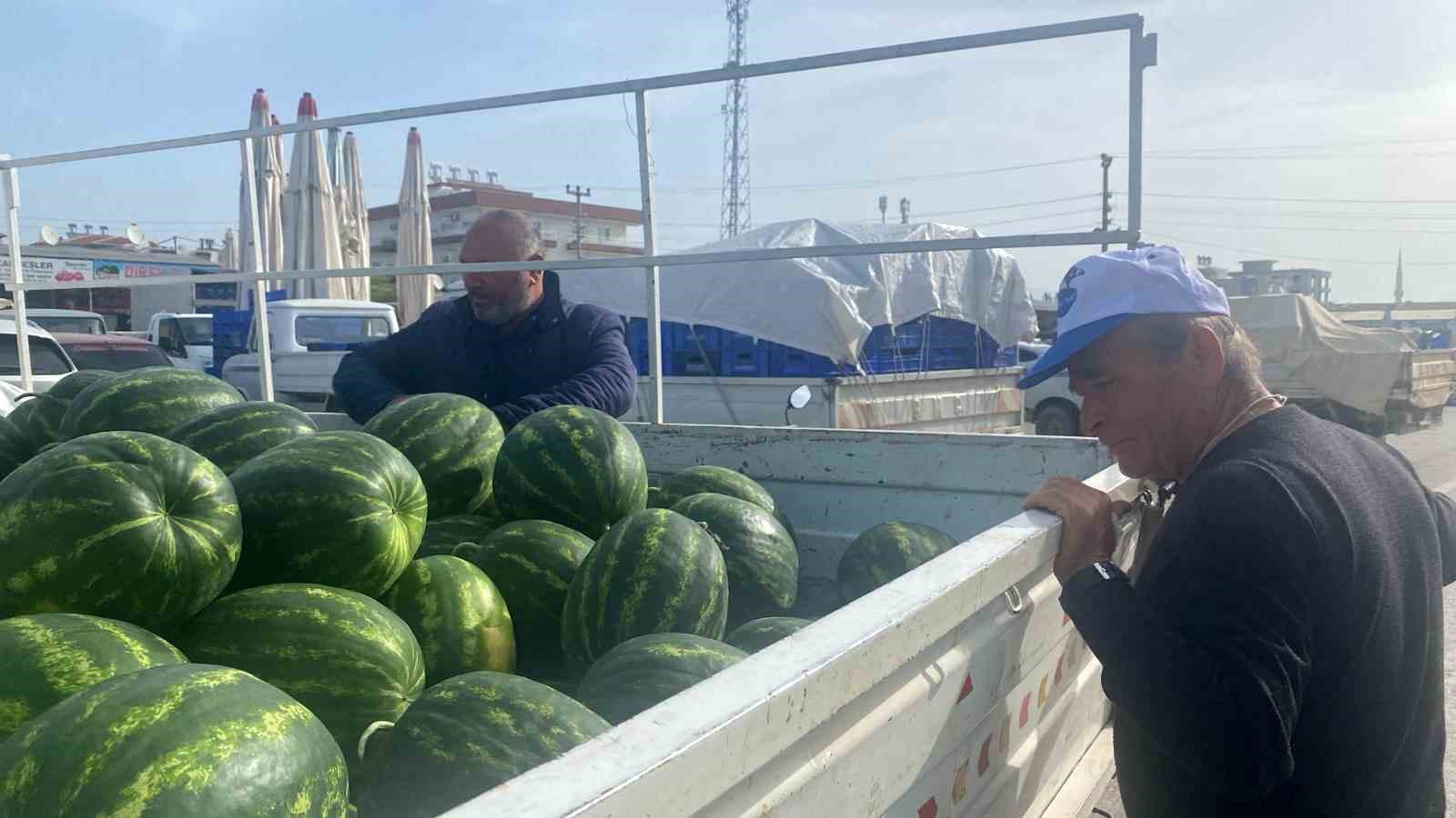 antalyada sezonun ilk karpuz hasadi yapildi 1 W5p6KScU