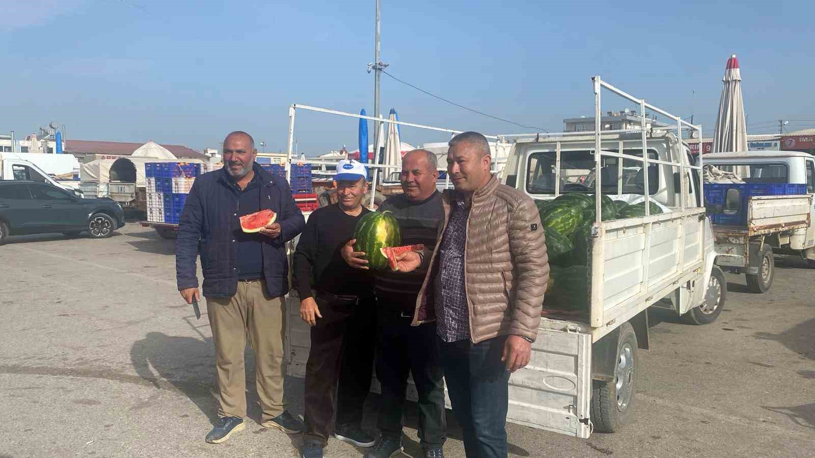 antalyada sezonun ilk karpuz hasadi yapildi 2