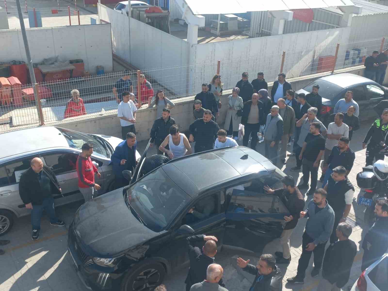 antalyada silahli saldiri olayinda 3 kisi tutuklandi 1 qugcdiIz