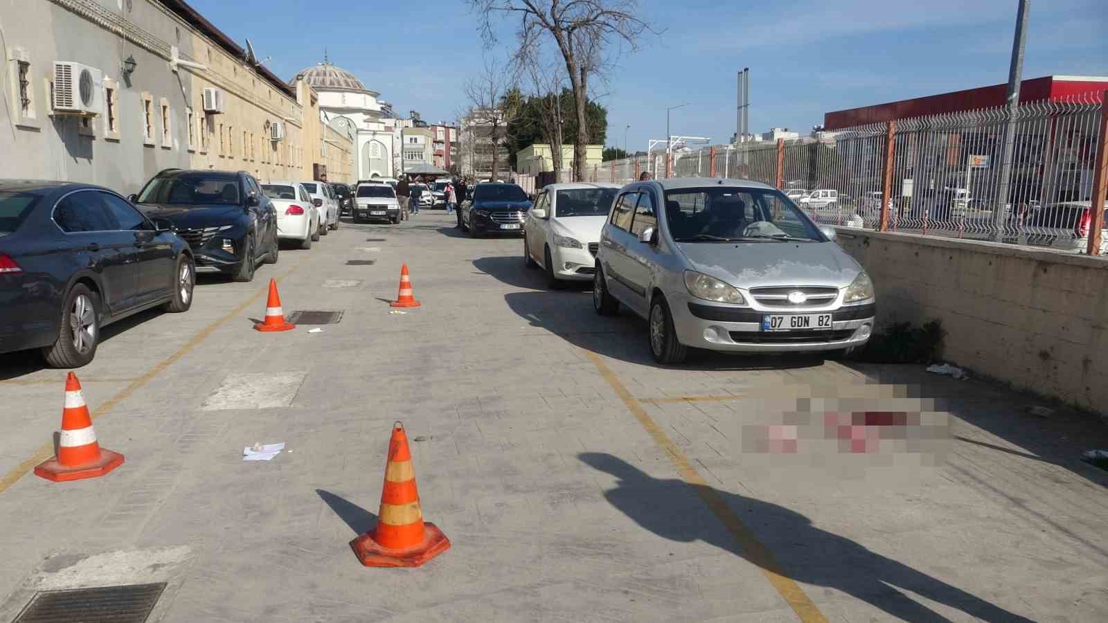 antalyada silahli saldiri olayinda 3 kisi tutuklandi 3 PvtsVtY2