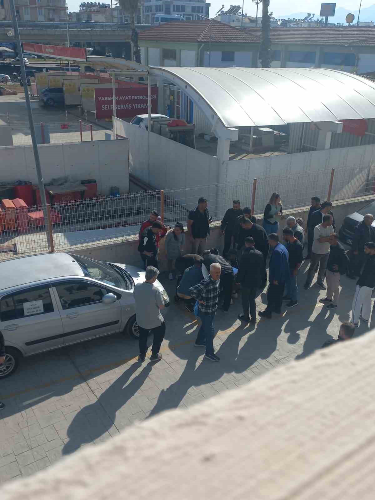 antalyada silahli saldiri olayinda 3 kisi tutuklandi 5 QKcFB835