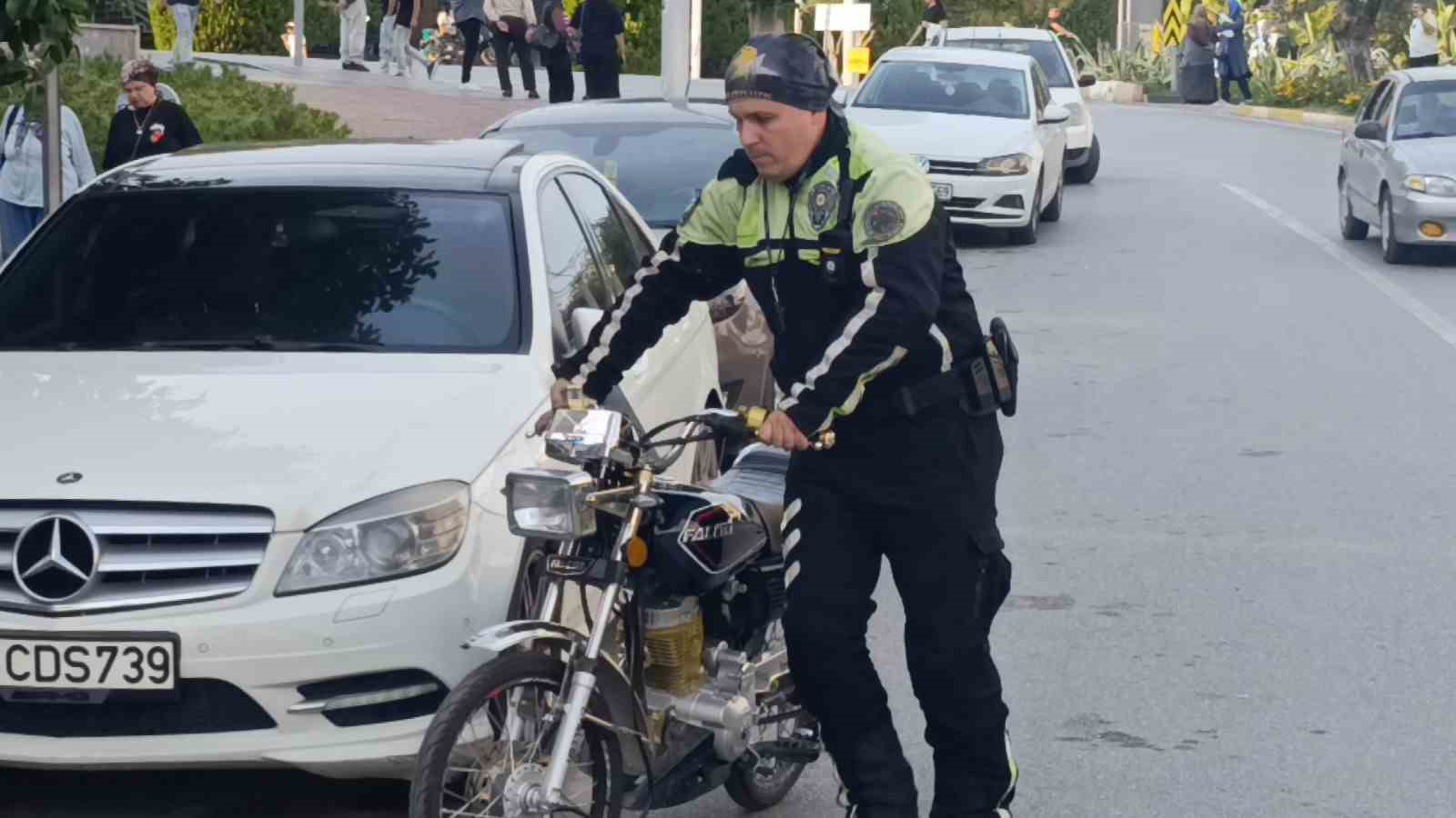 antalyada sok denetimde suruculere ceza yagdi 3 mLHYNkdr