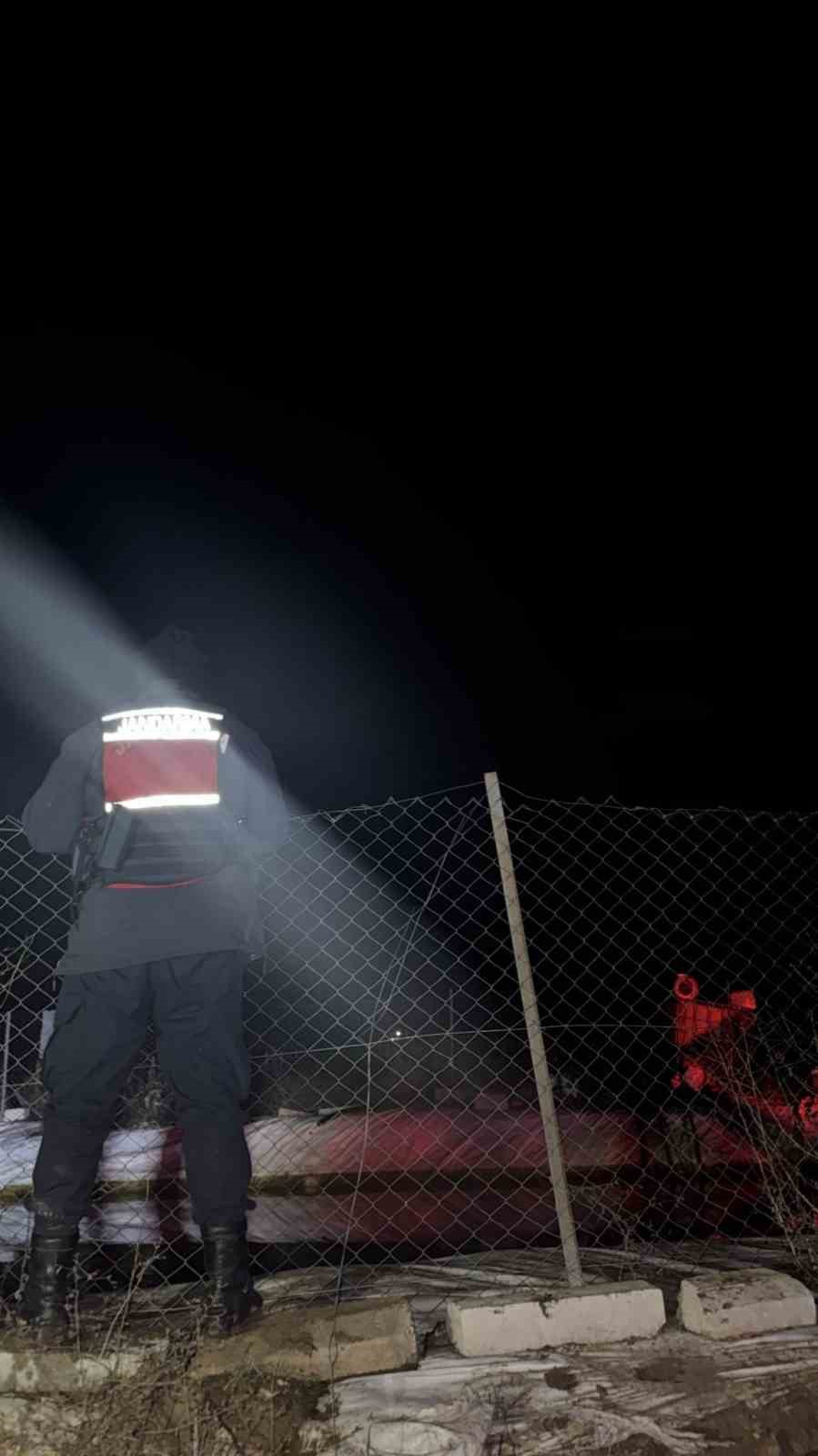 antalyada sulama havuzuna dusen cocuk hayatini kaybetti 1 3SiwIqQb
