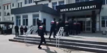 antalyada-tefecilik-operasyonu-149-milyon-liralik-mal-varligina-el-konuldu-8AjC3vQE.jpg