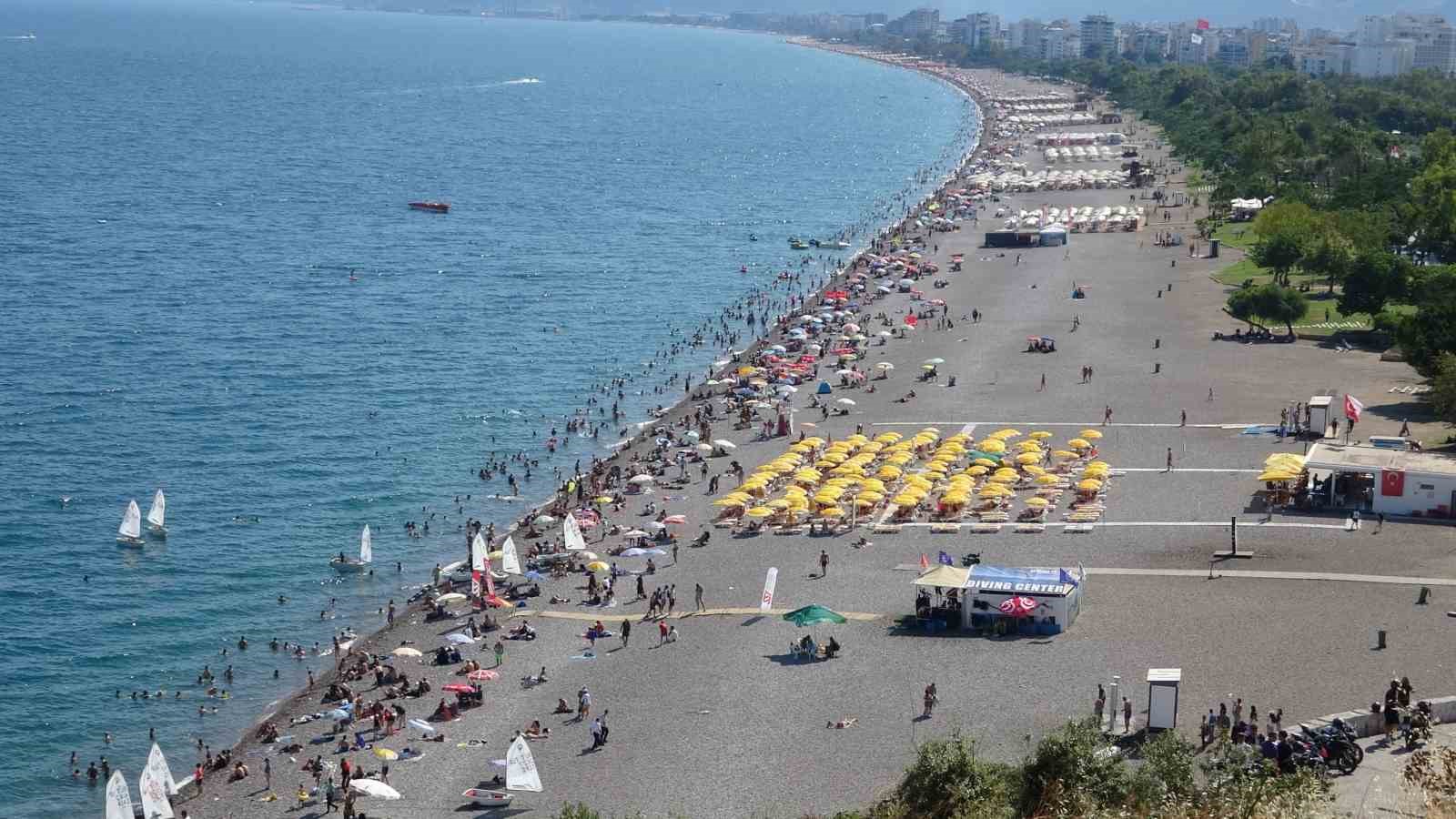 antalyada termometreler 41 dereceyi gosterdi hissedilen sicaklik bunaltti 9 94ZFps6t