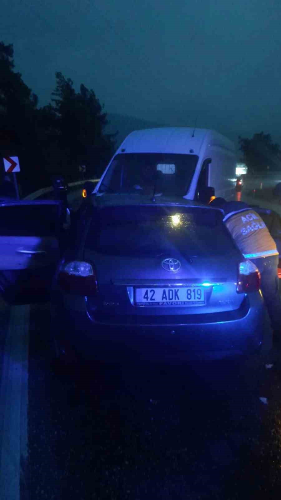 Antalya’da trafik kazası: 5 yaralı 8 antalyada trafik kazasi 5 yarali 4