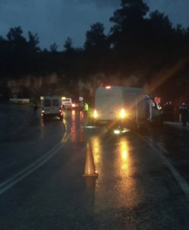 antalyada-trafik-kazasi-5-yarali-ZgfzJzNb.jpg
