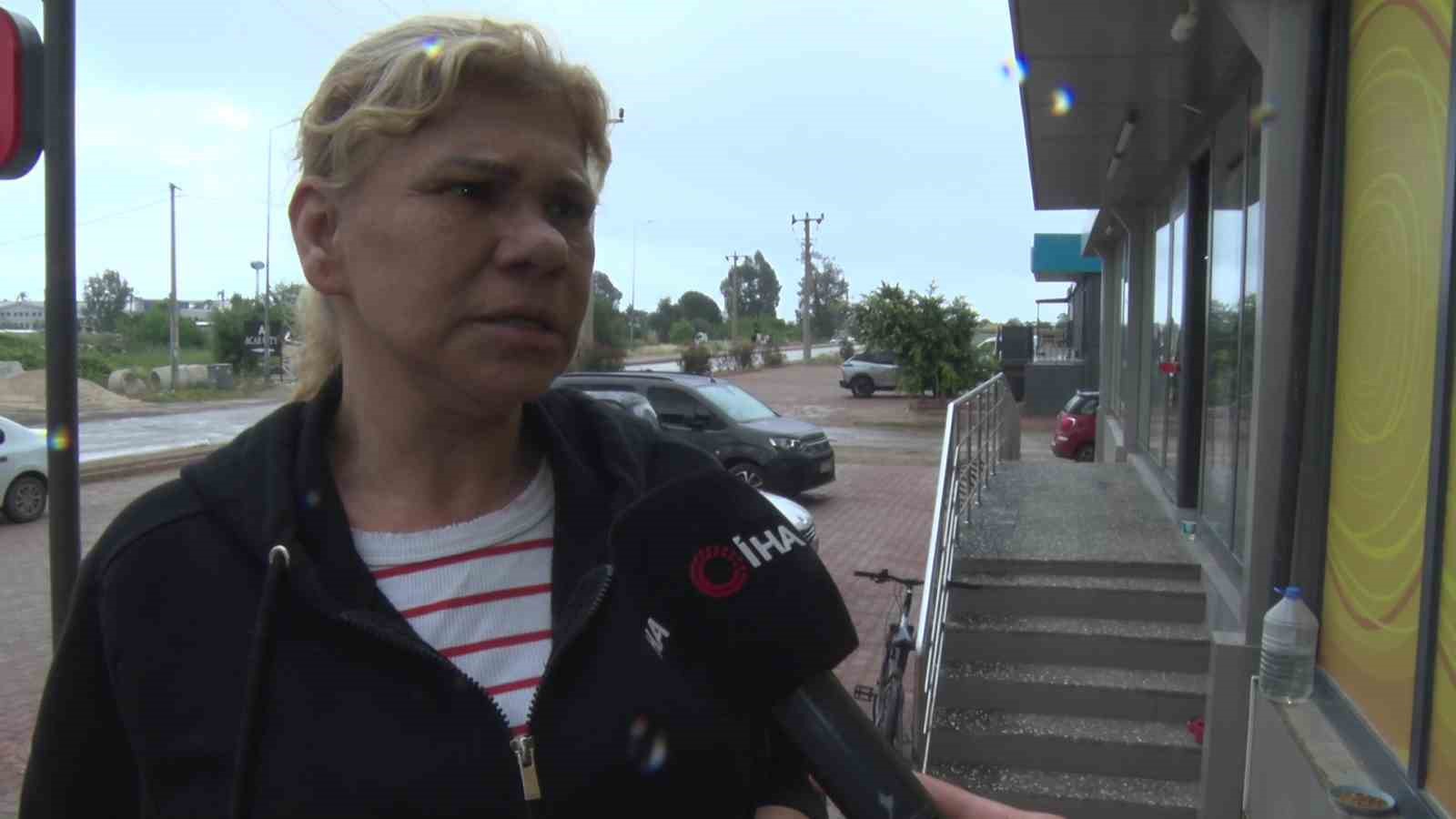 antalyada yabanci uyruklu sahis kedinin uzerine basti kopegi tekmeledi 1 UlivEqj2