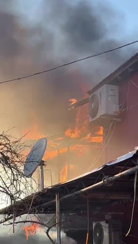 antalyada yasli ciftin evi alevlere teslim oldu 12