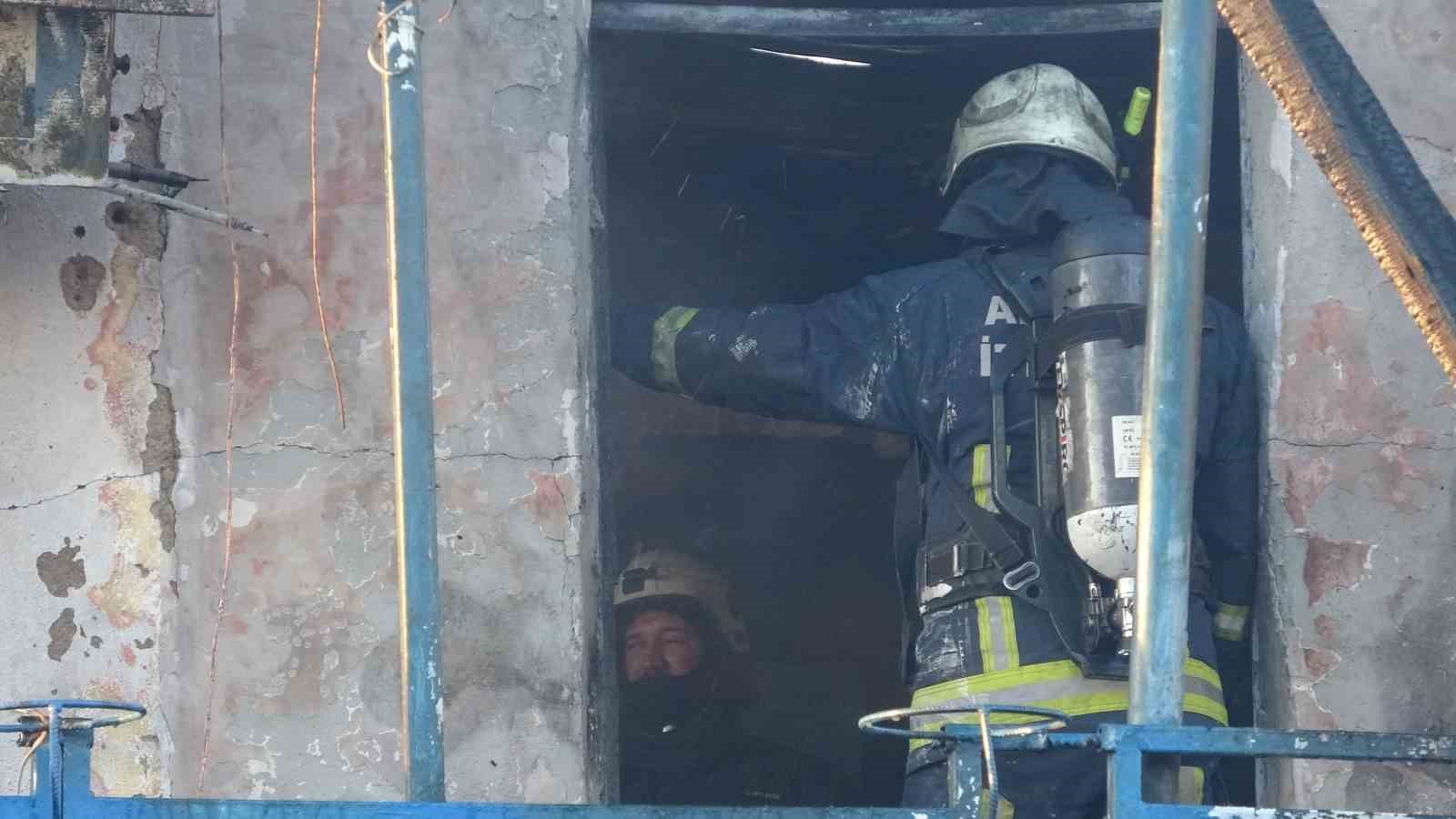 antalyada yasli ciftin evi alevlere teslim oldu 5 32pzauMJ