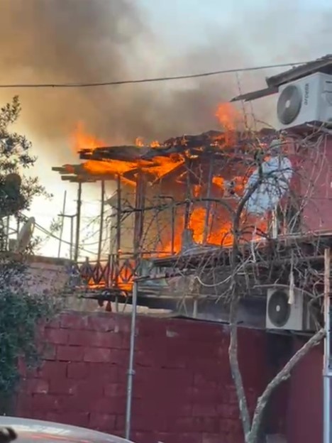 antalyada yasli ciftin evi alevlere teslim oldu 8 Weq3y9m8