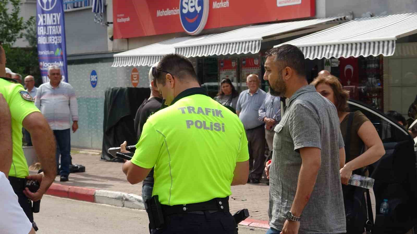 antalyada yunus timleri kaza yapti 2 polis yarali 3 bCVWu3gY