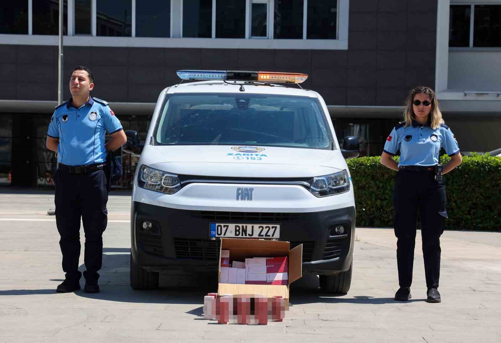 Antalya’da zabıta 4 bin 322 sahte parfüme el koydu 9 antalyada zabita 4 bin 322 sahte parfume el koydu 5 Pf2byHj8