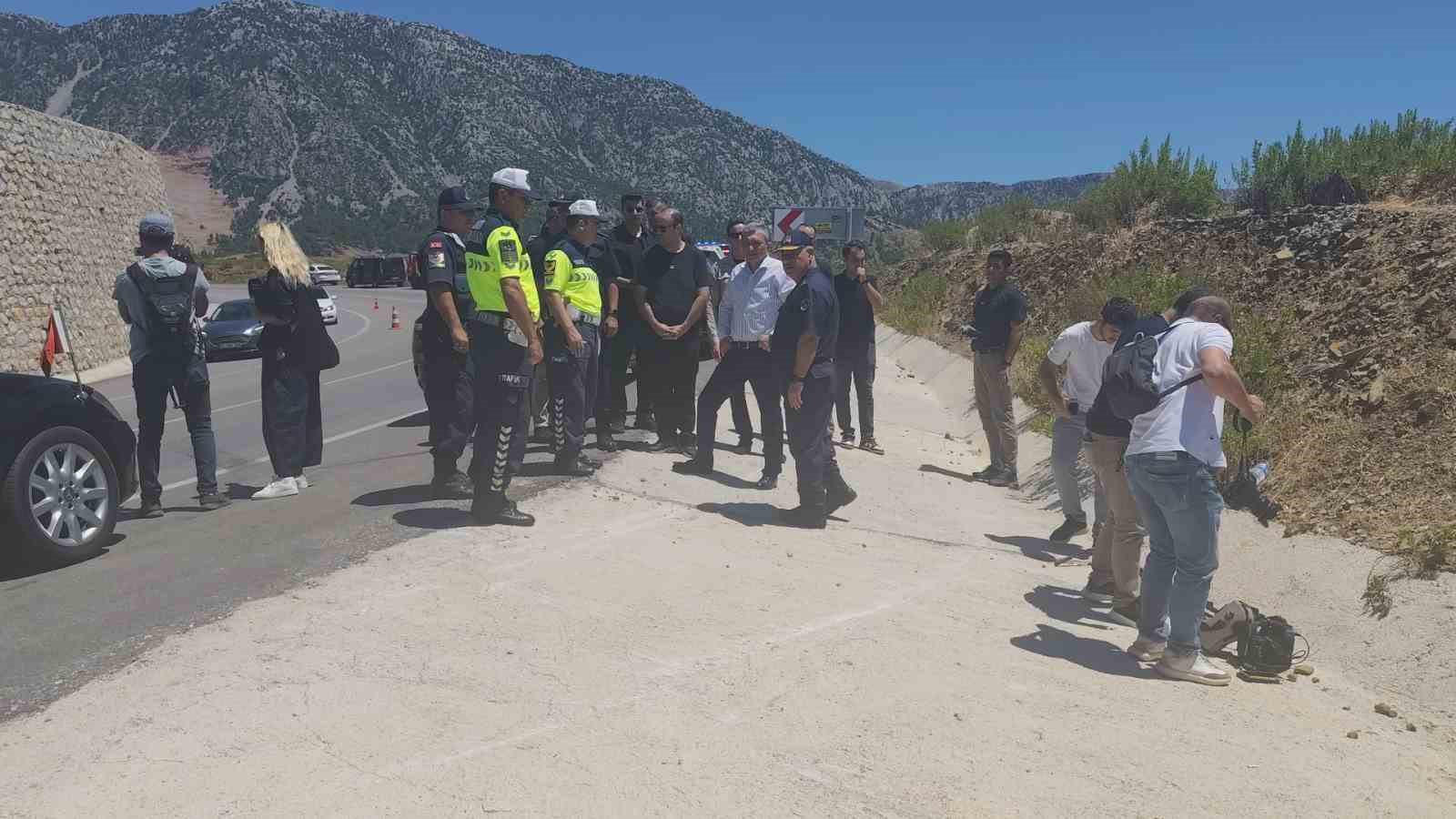 antalyadaki feci kazada hayatini kaybeden 5 kisinin kimlikleri belli oldu 0 fyNrLEtC