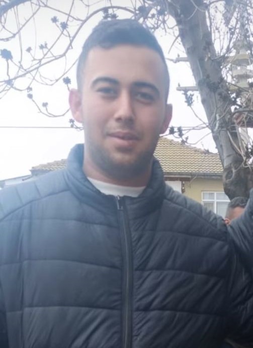 Antalya’daki silahlı kavgada ölen genç toprağa verildi 7 antalyadaki silahli kavgada olen genc topraga verildi 3 nwJClHdn