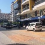 antalyadaki-zincirleme-kapkac-ve-gasp-olayinda-marketteki-kasiyer-yasadigi-soku-anlatti-ViJc92Wi.jpg