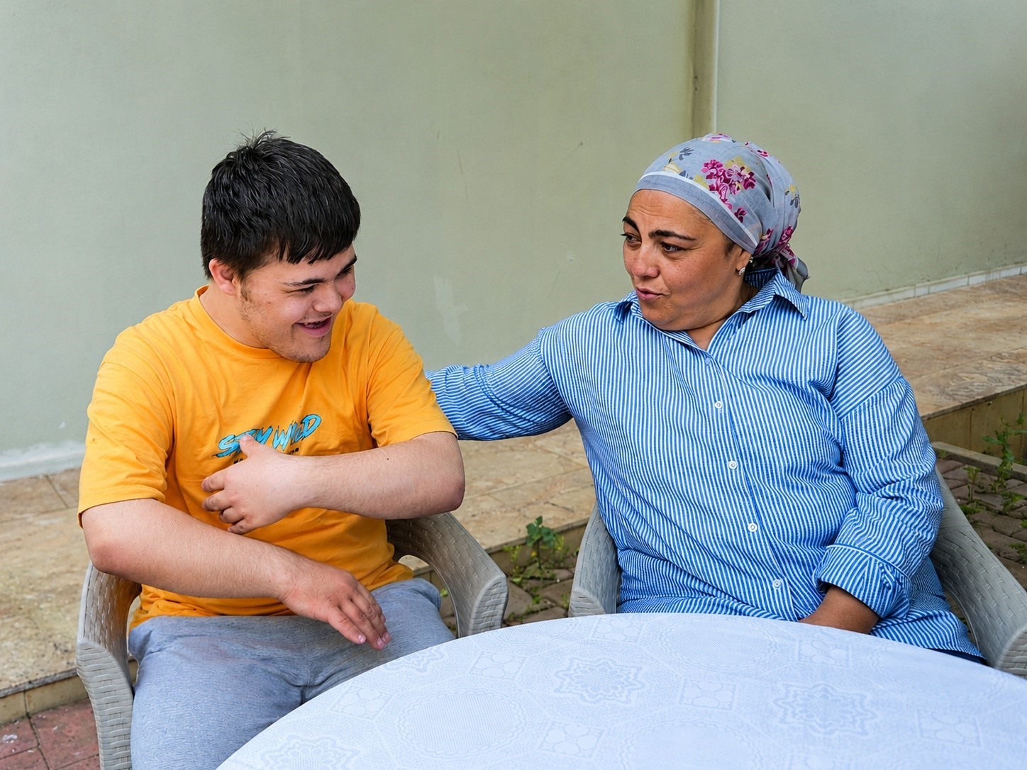 antalyali anne omrunu down sendromlu ogluna adadi o sag olsun bana yeter 5 DbSgFPmn
