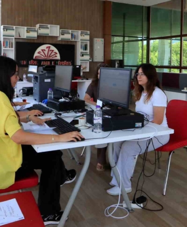 antalyanin-5-yildizli-otelleri-aratmayan-yurtlarinda-tatil-icin-rekor-basvuru-QkxjuCt6.jpg