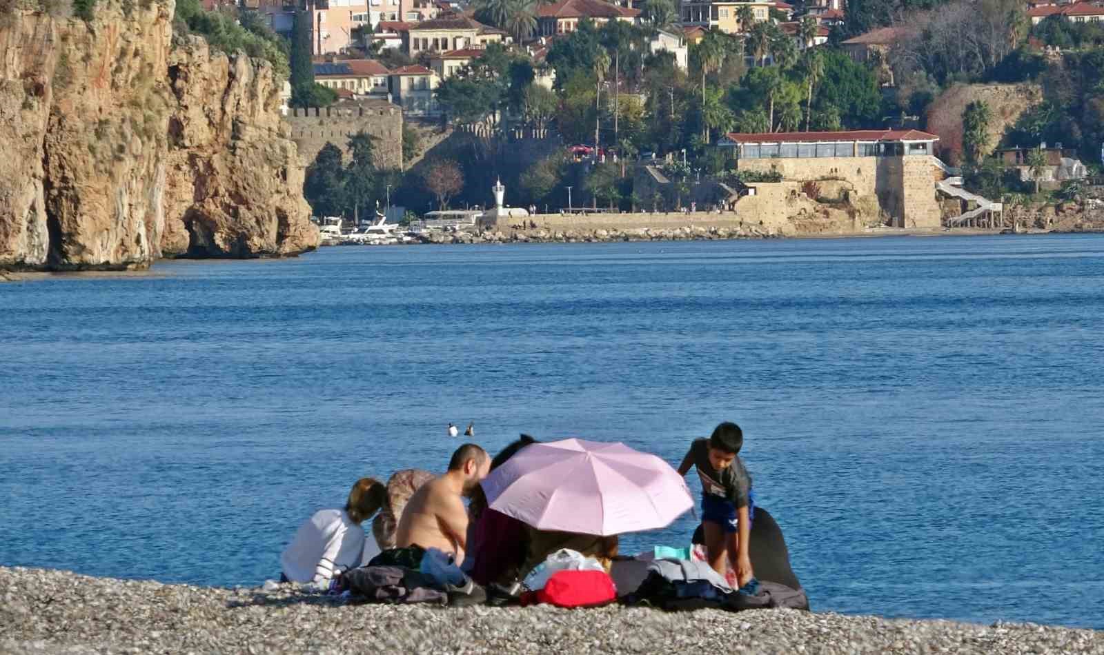 antalyanin gecesi kis gunduzu yaz aksam soba yaktik gunduz gunesleniyoruz 10 u6NB7HlE