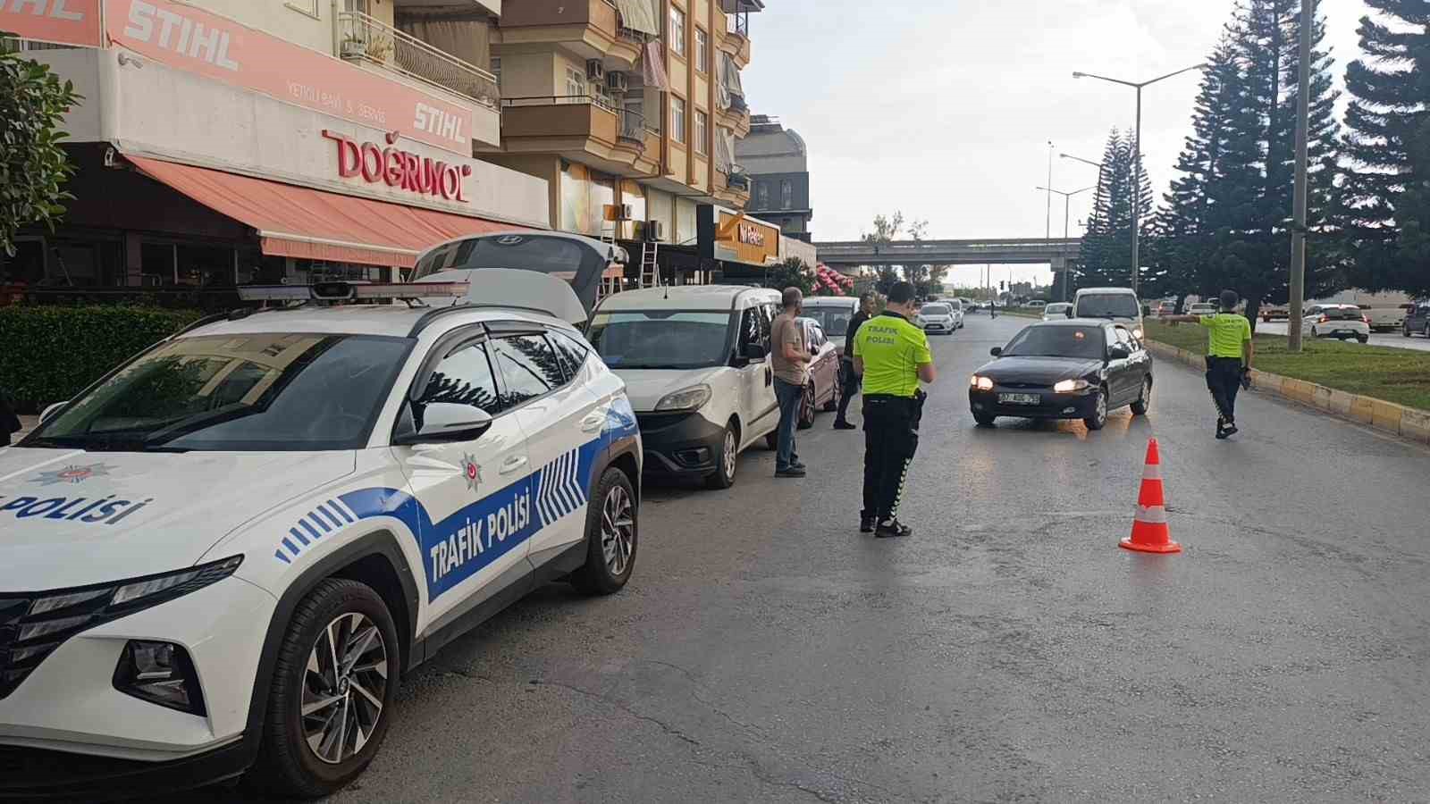 antayada ehliyetsiz surucuye 38 bin tl ceza 1 IbYm7lA3