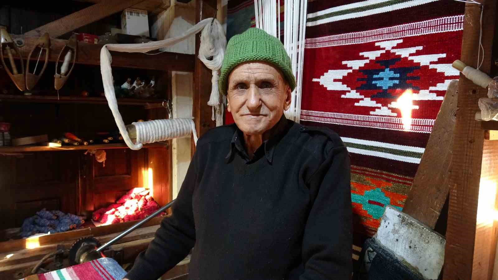 antep kilimini yasatmak icin 80 yildir tezgah basinda 5 bNzVw4dS