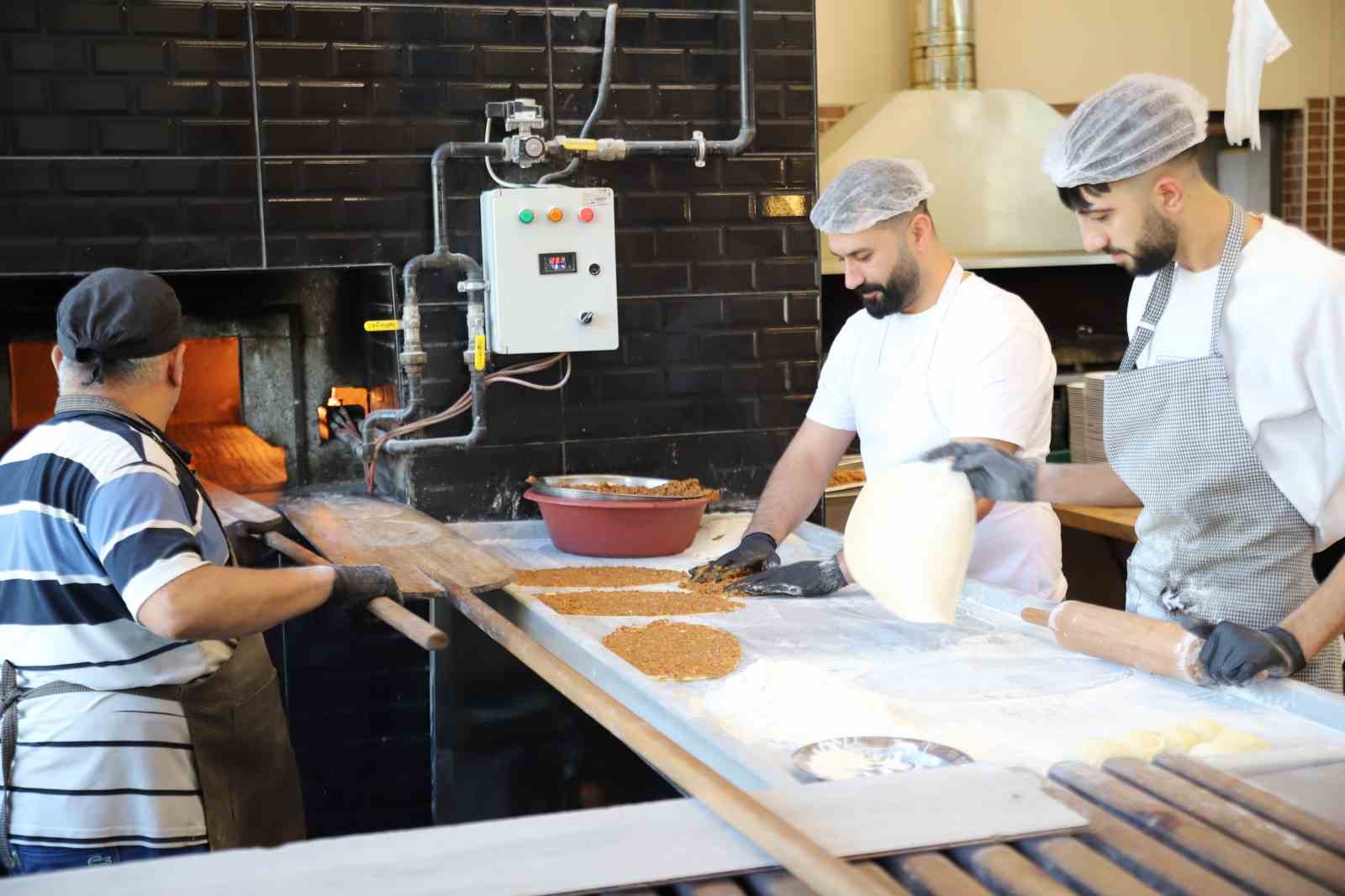 antep lahmacununa avrupadan tescil 4 yKkWRSUr