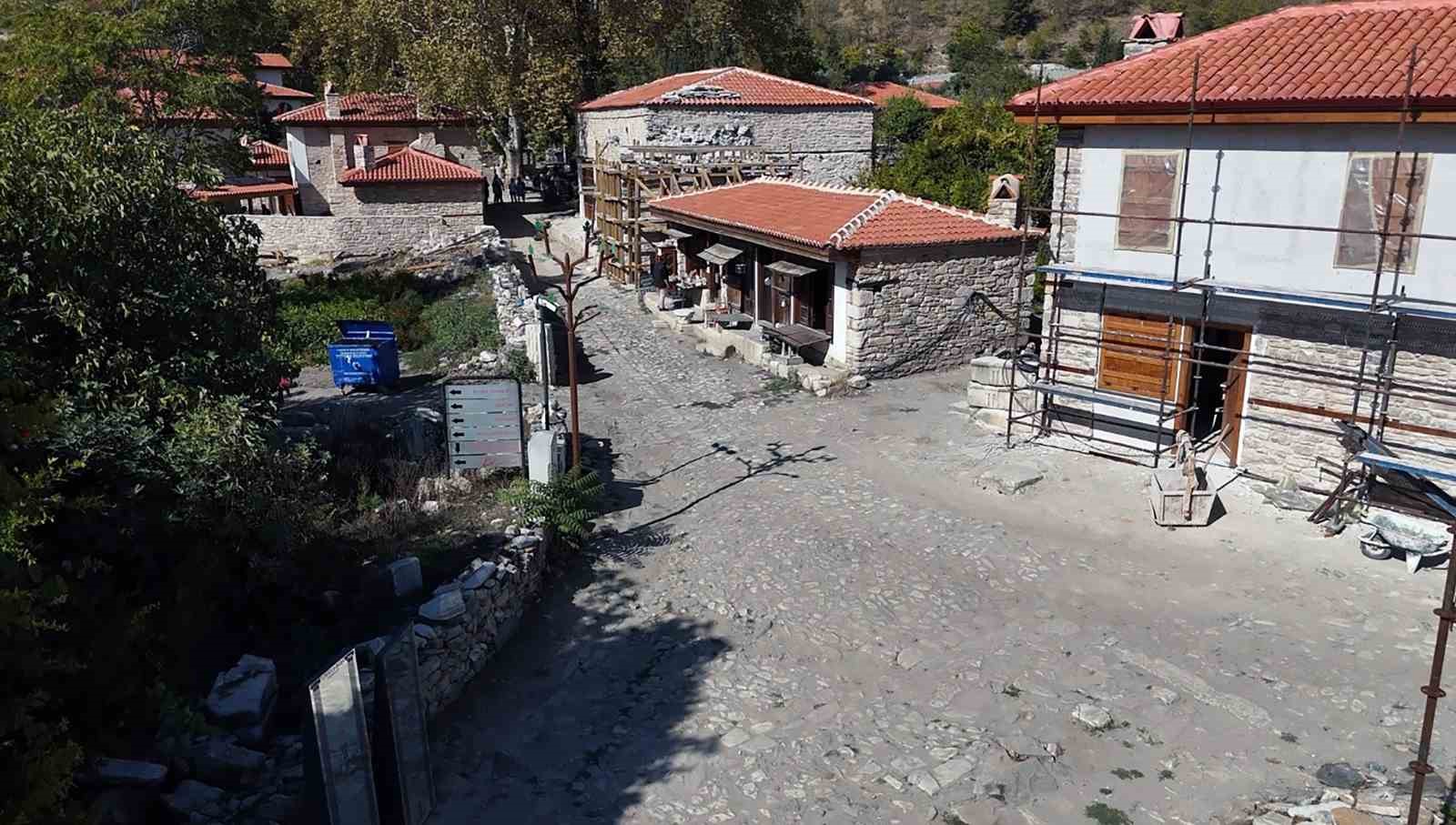 antik kentin kalbine yasayan osmanli koyu 10 i3l59RS4