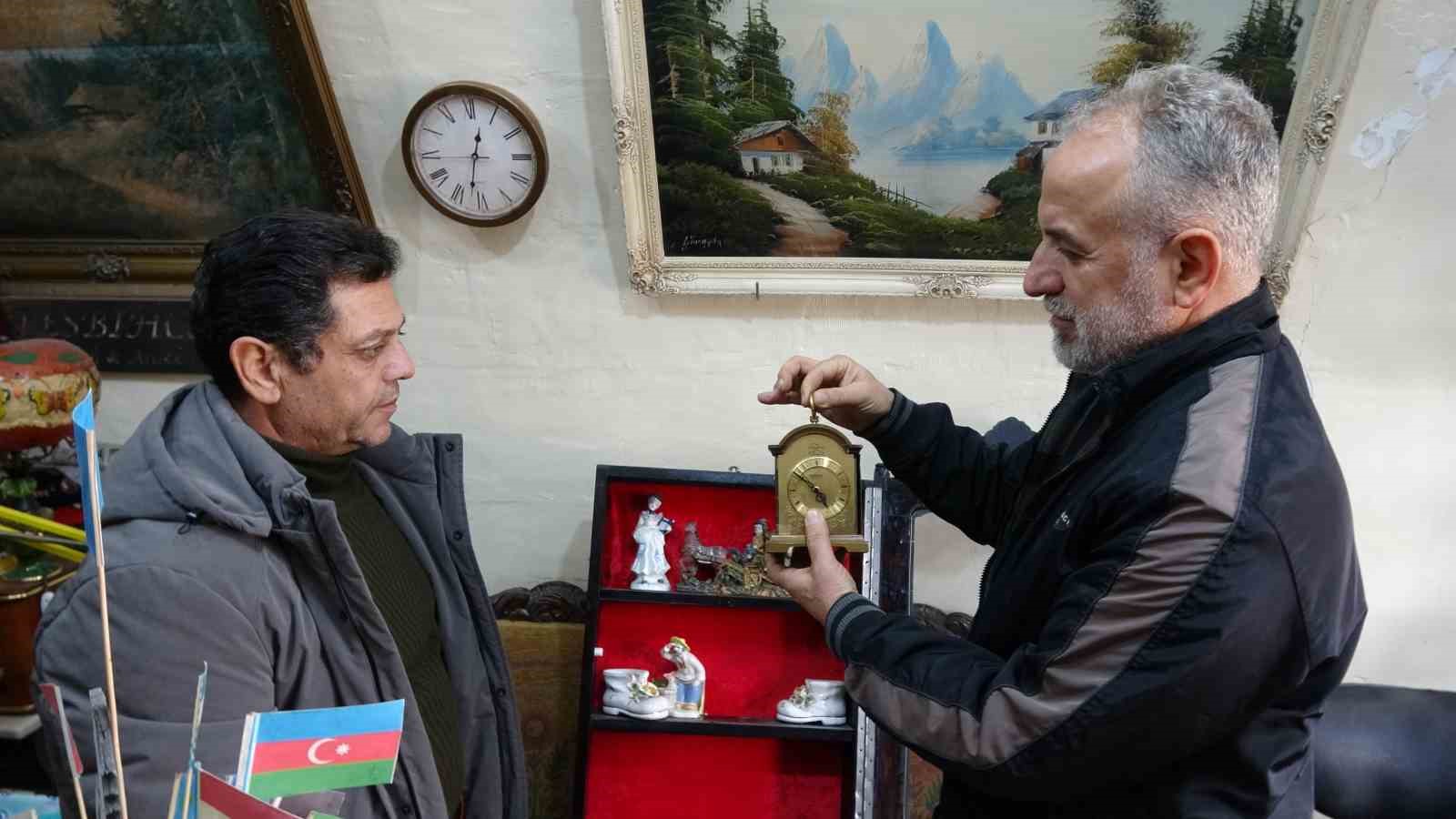 antikacilardan antika tutkunlarina uyari her eski antika degil 1