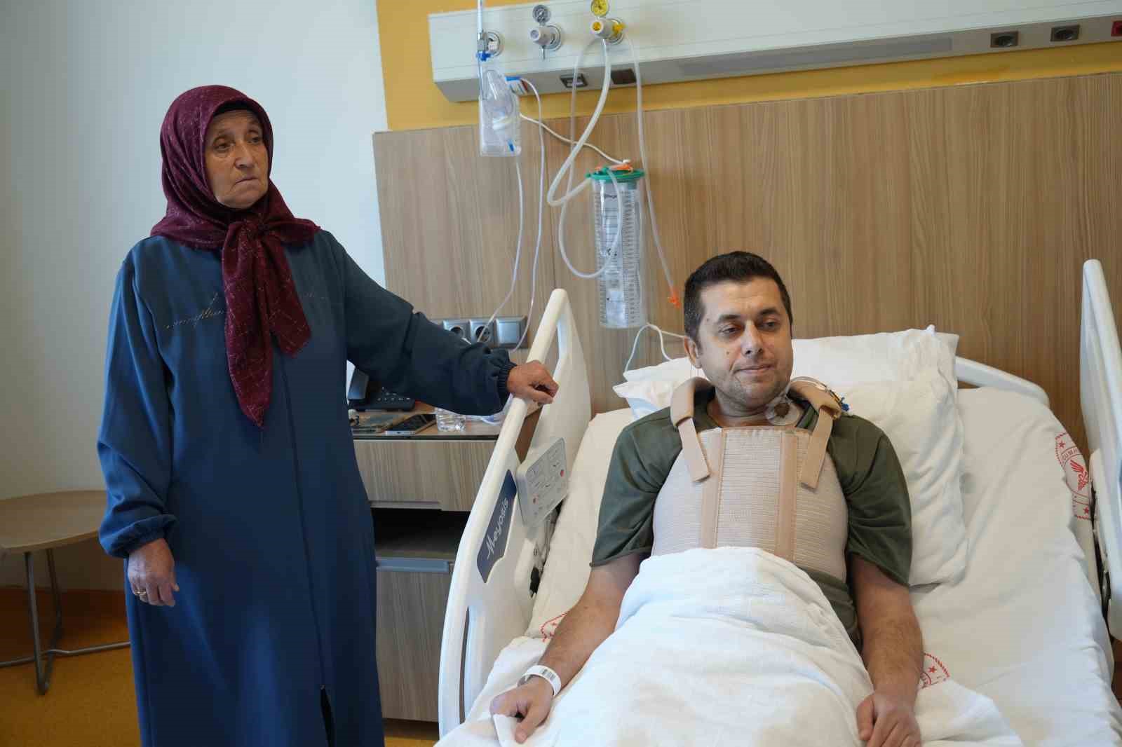 aortu bastan sona degistirilen hasta 10 saat suren kritik ameliyatla hayata tutundu 1 5zCk9RsJ